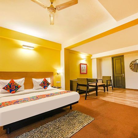Fabhotel Old Meple Leaf คูร์เคาน์ ภายนอก รูปภาพ