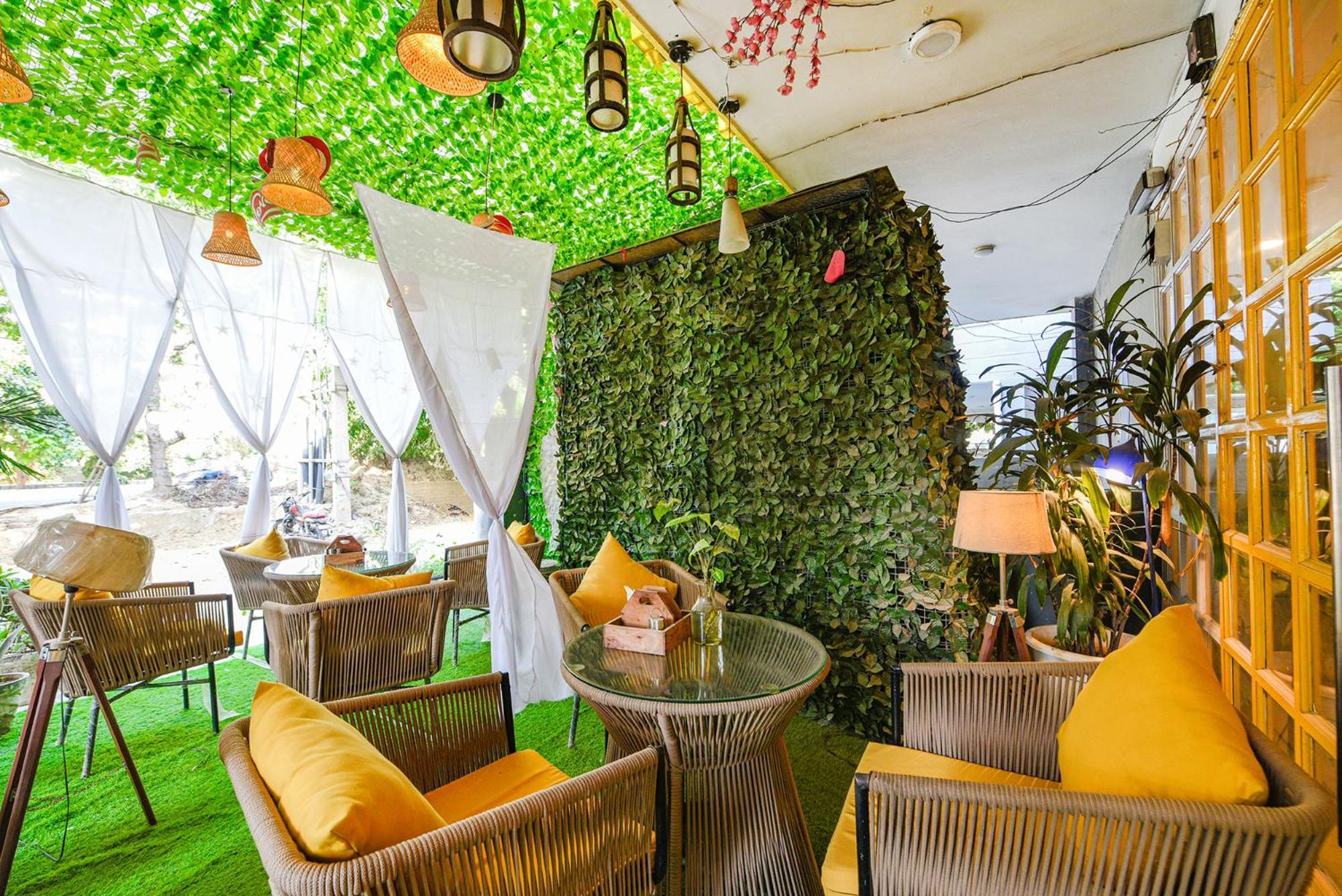 Fabhotel Old Meple Leaf คูร์เคาน์ ภายนอก รูปภาพ